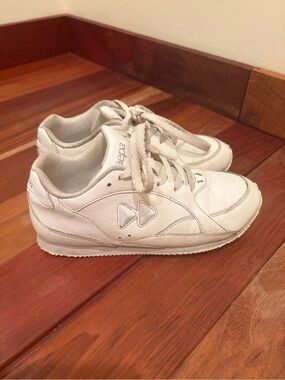 Kaepa cheer sneakers size 2